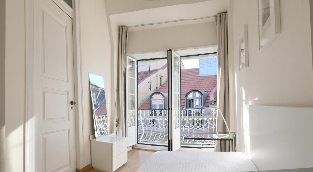 Room Atalaia- Ideal For Single Lisboa المظهر الخارجي الصورة